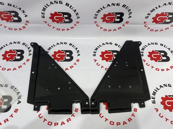 Cover Engine Cover Mesin Cover Dek Mesin 5370B964 Mitsubishi Xpander All Tipe Original Genuine