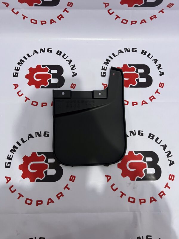 Mudguard Alas Lumpur Belakang Kiri Penumpang 5370B457 Mitsubishi New Triton Genuine