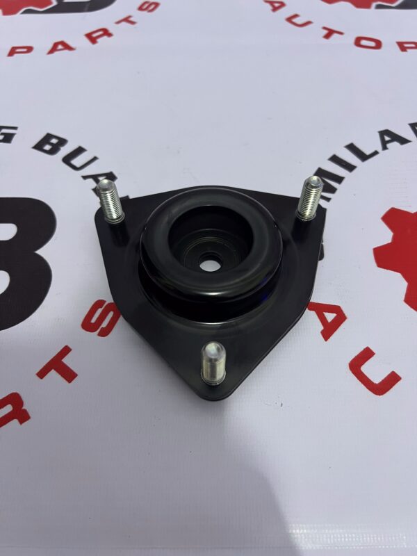 Support Tapak Shockbreaker Depan Asli 54320W000P Mitsubishi Outlander Xpander Genuine