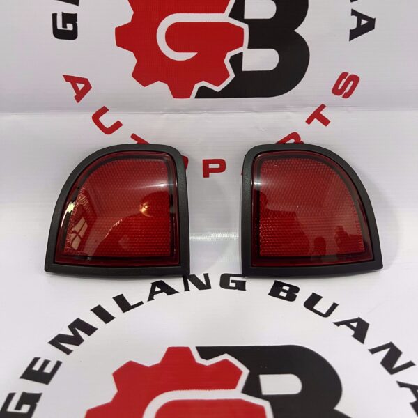 Lampu Reflektor Bumper Belakang Kiri 8355A015 Mitsubishi Triton Original Genuine